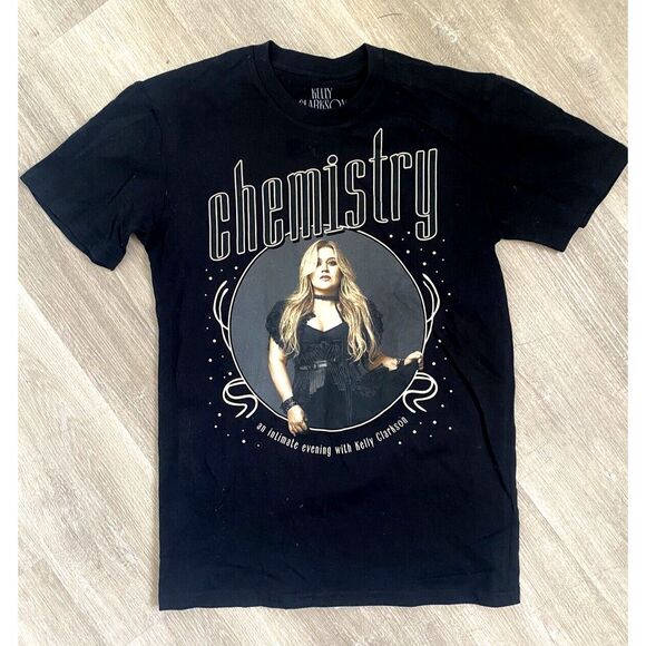 Kelly Clarkson Vegas Chemistry Fitted T Shirt Concert Small S NWOT Intimate‎ Eve